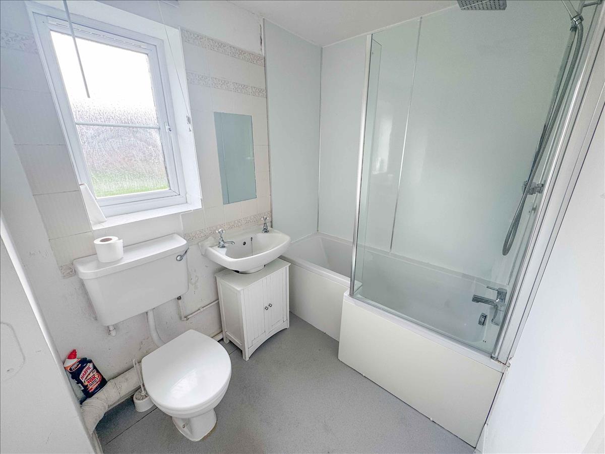 Property Image 6df28dc6-49c5-406d-9c2d-e6a5716abf97