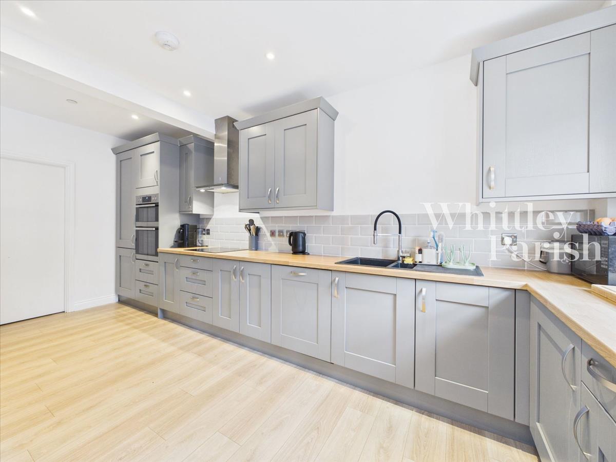 Property Image 6df6ad4a-354e-435c-b941-f4df3a45d3d3