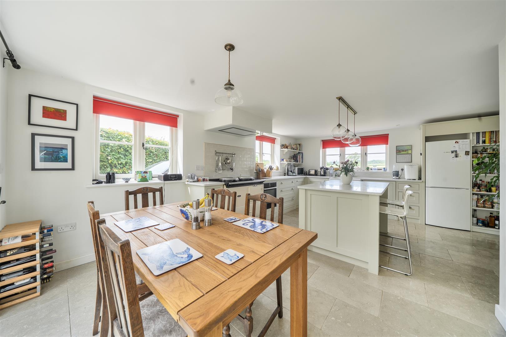 Property Image 6dfba7dc-e50e-4134-9331-e0ff6a93edcd