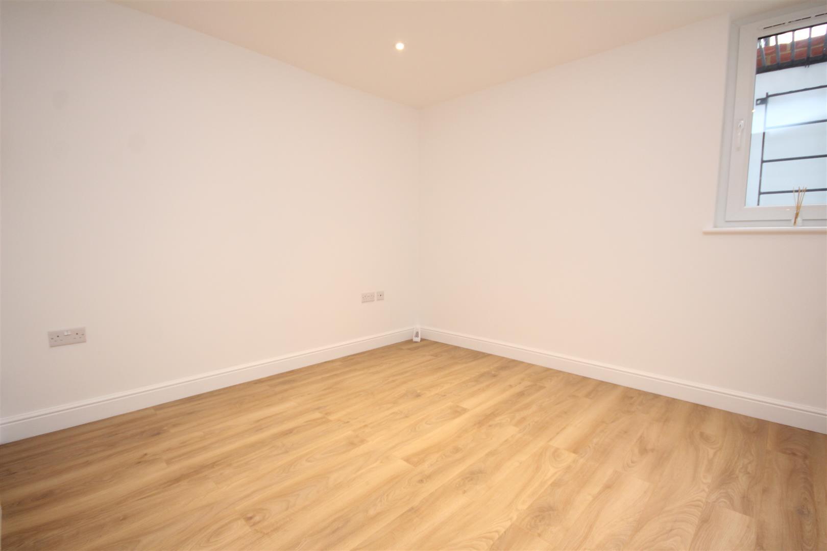Property Image 6e080b25-92ee-44ca-b490-a6d7bc646eaf
