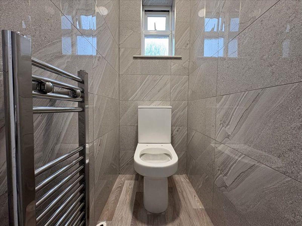 Property Image 6e1c96a9-9482-48fa-b465-84a64c6de645