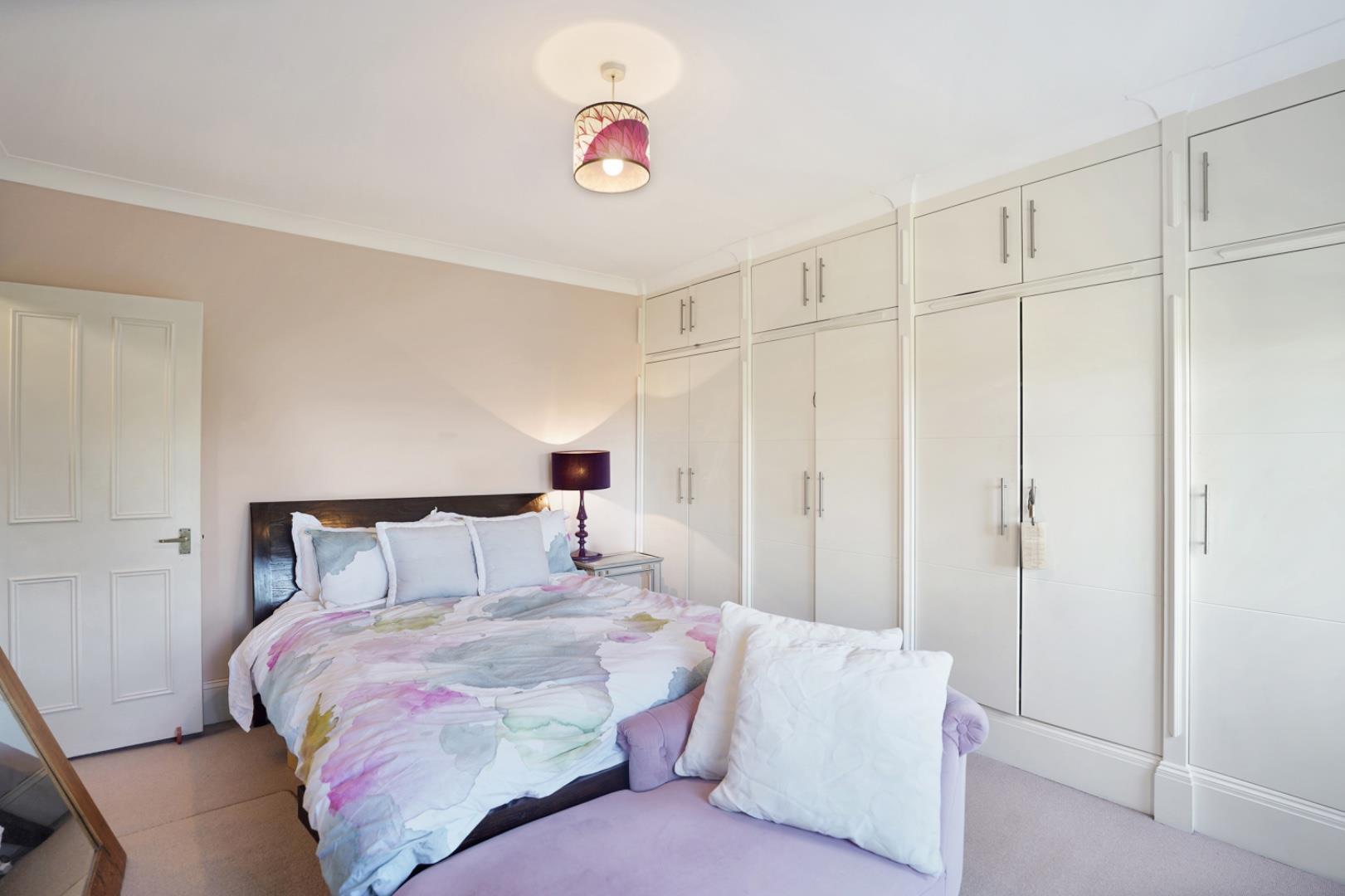 Property Image 6e1d5276-bbef-40f6-9908-e107490d3d00