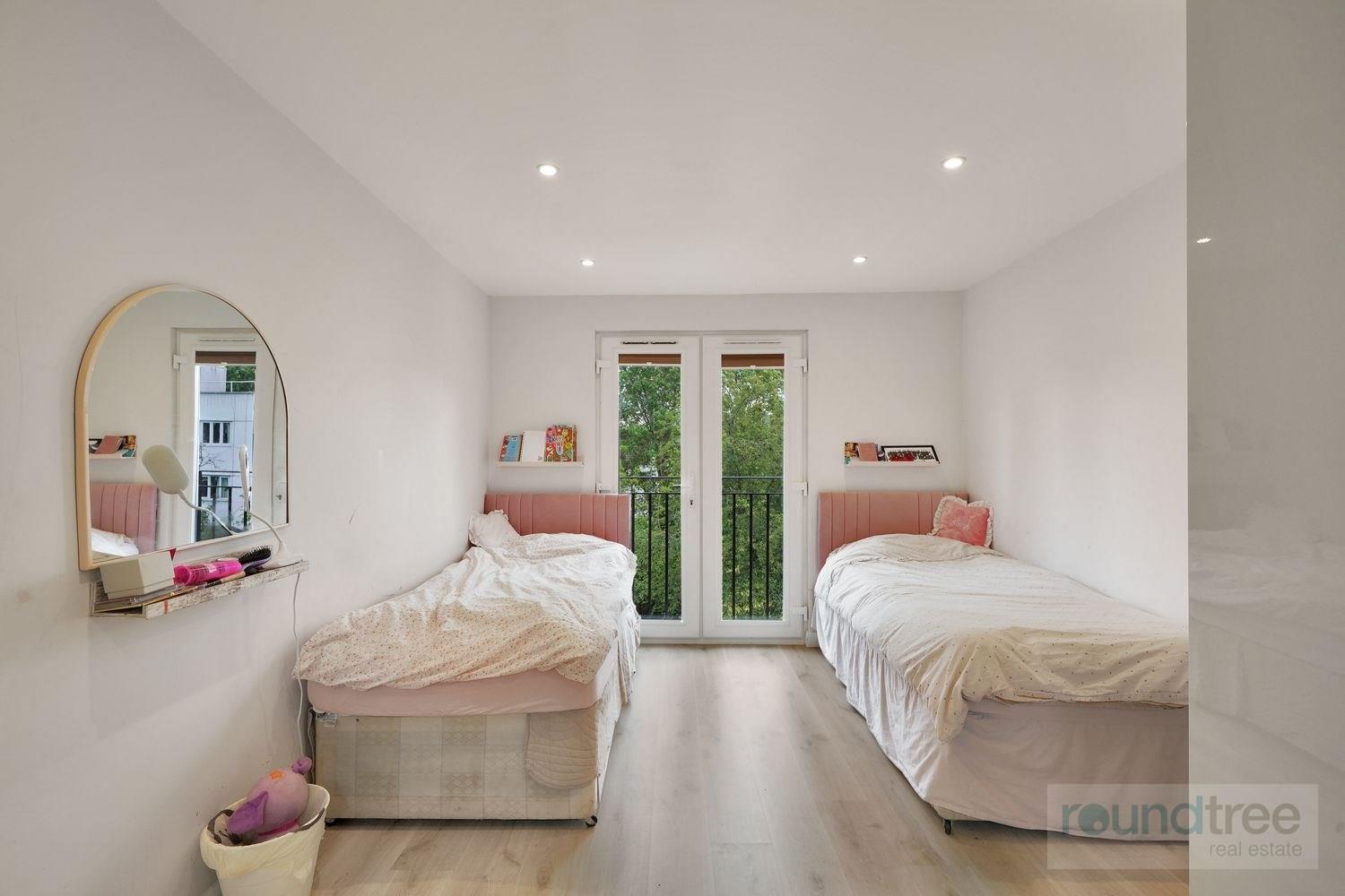 Property Image 6e1dd412-6650-4514-9cb8-7d53d30d857e