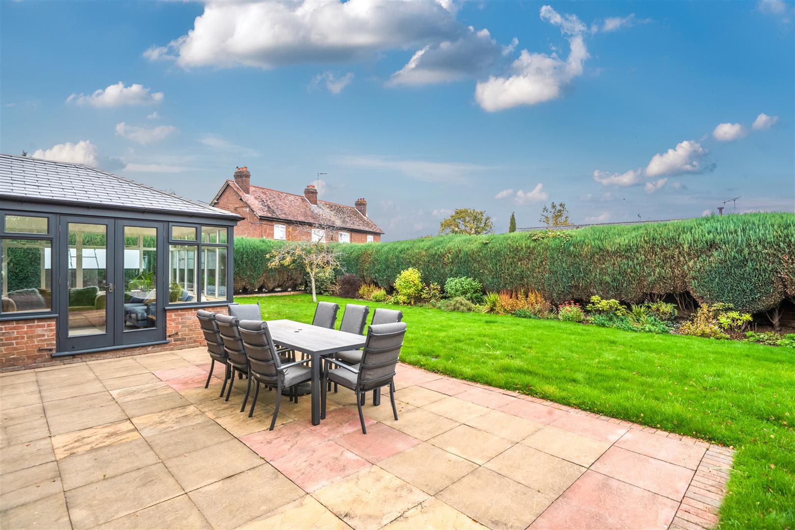 Property Image 6e29d969-91bd-4d49-ad1c-4dfdb4e17a9c