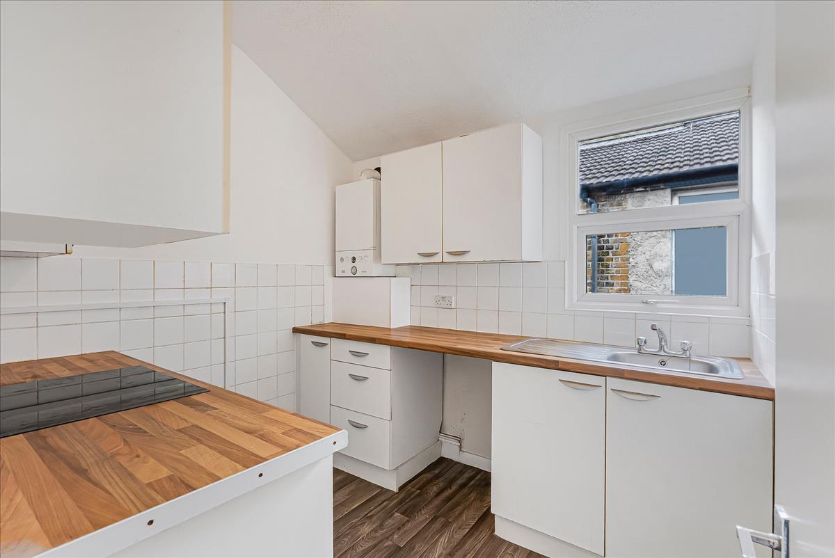 Property Image 6e3efd08-c42a-4820-a3c3-de62c75f04c3