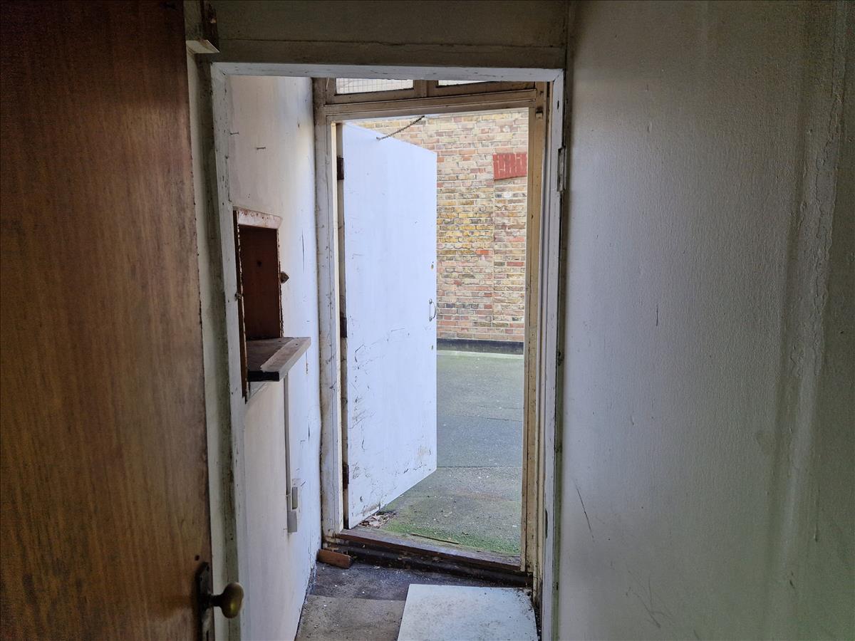 Property Image 6e6270cc-eab2-4f7b-bfd0-d3c3897dfc19