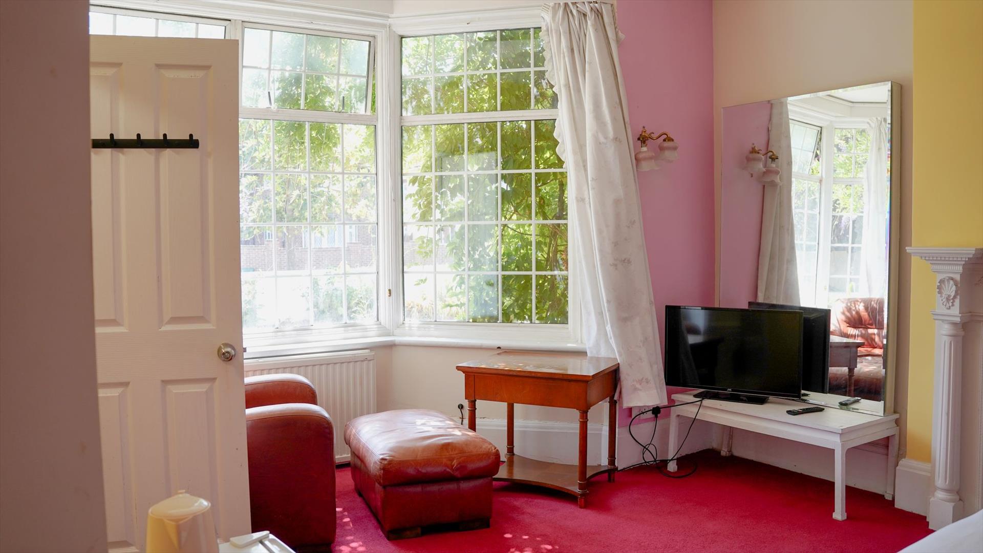 Property Image 6e714260-a99d-4658-94d7-2840927f7be6