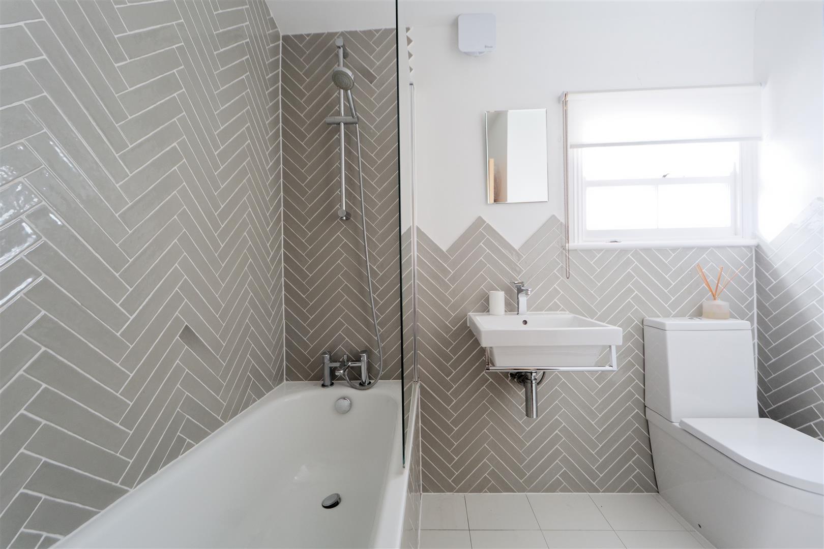 Property Image 6e8892e4-e564-4233-a975-ffb851c1ce1c