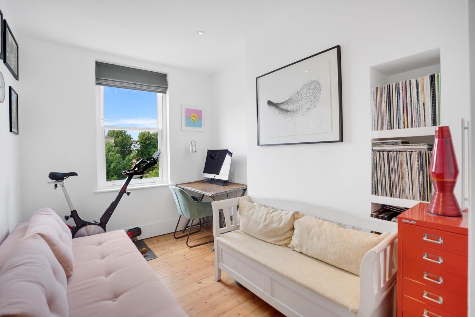 Property Image 6e8984fa-7eac-4d78-a451-9829fa092f41