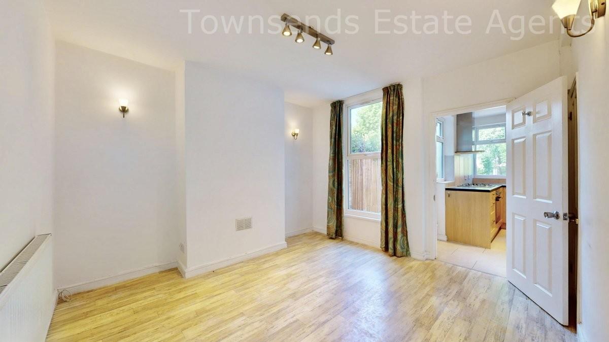 Property Image 6e8a3b5d-7731-4fb1-9ff3-2e86ecdd36cd