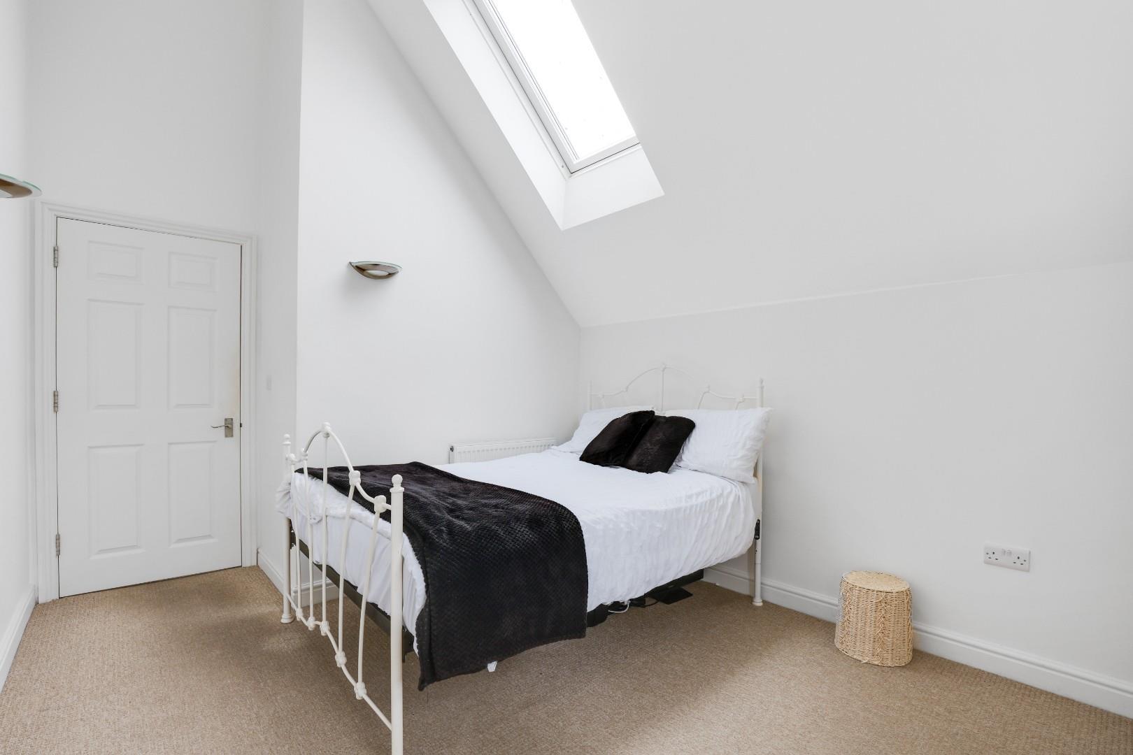 Property Image 6e8c3f6d-bfb7-4b61-8e64-dd6321f8fdbf