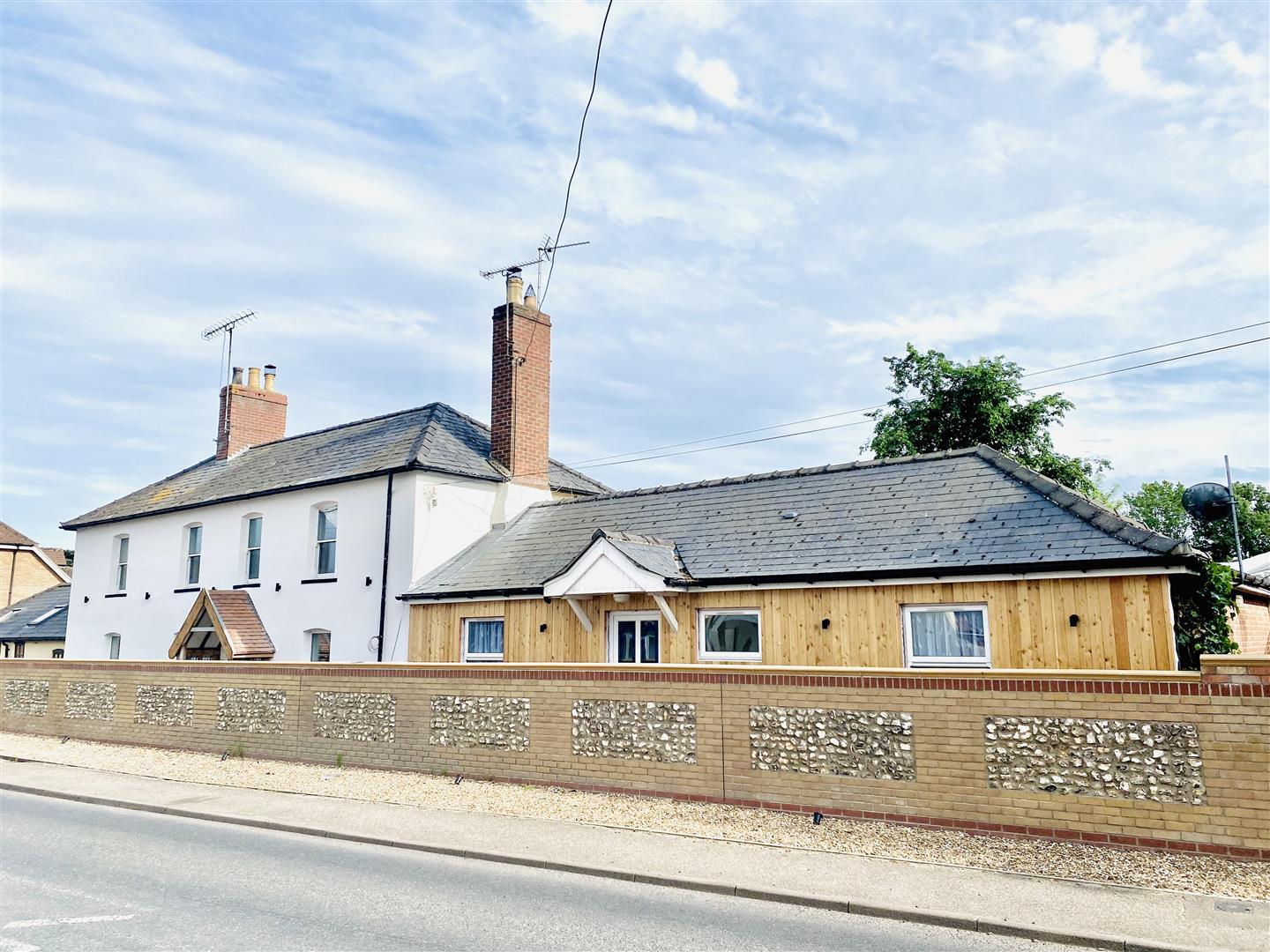 Property Image 6e956cea-878d-4ed9-8b65-cc48c8478d3e