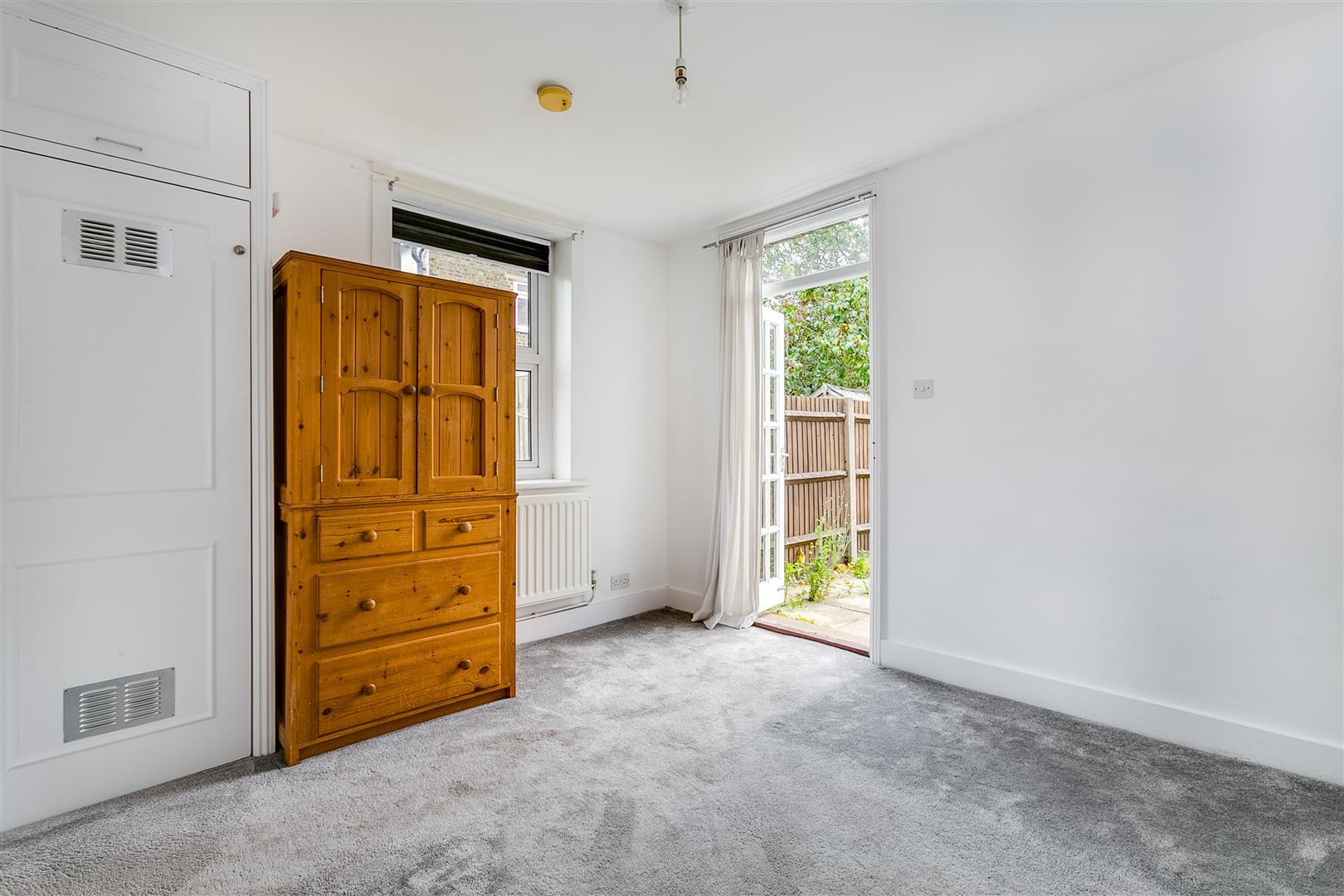 Property Image 6e96bb06-c83c-4e46-b74c-7fe96f0bf680