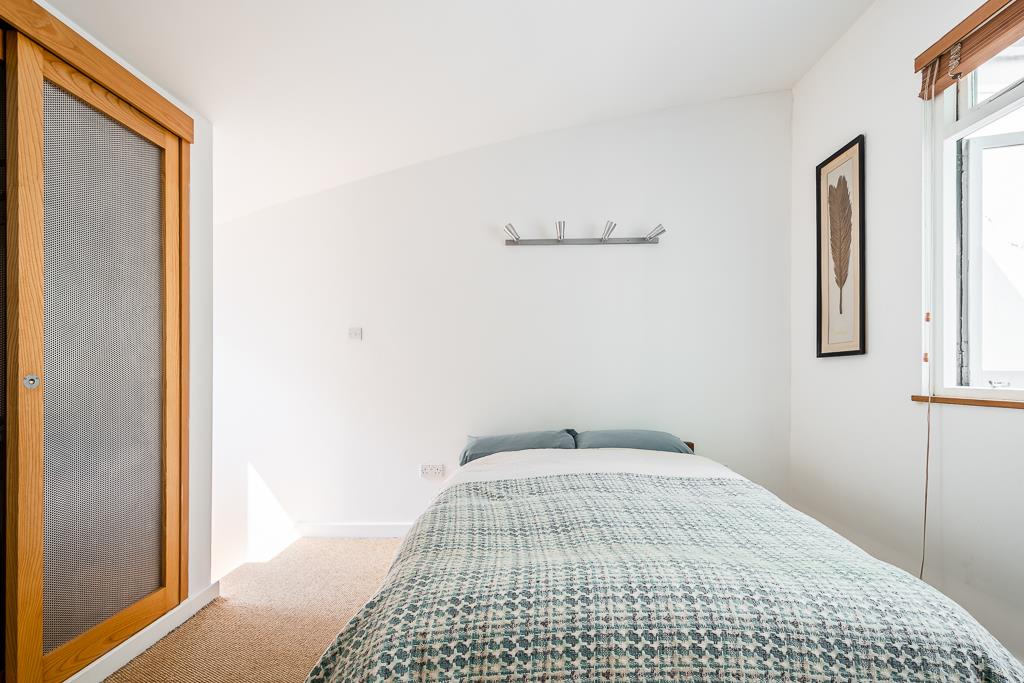Split level one bedroom apartment with terrace and off street parking for sale in WC1