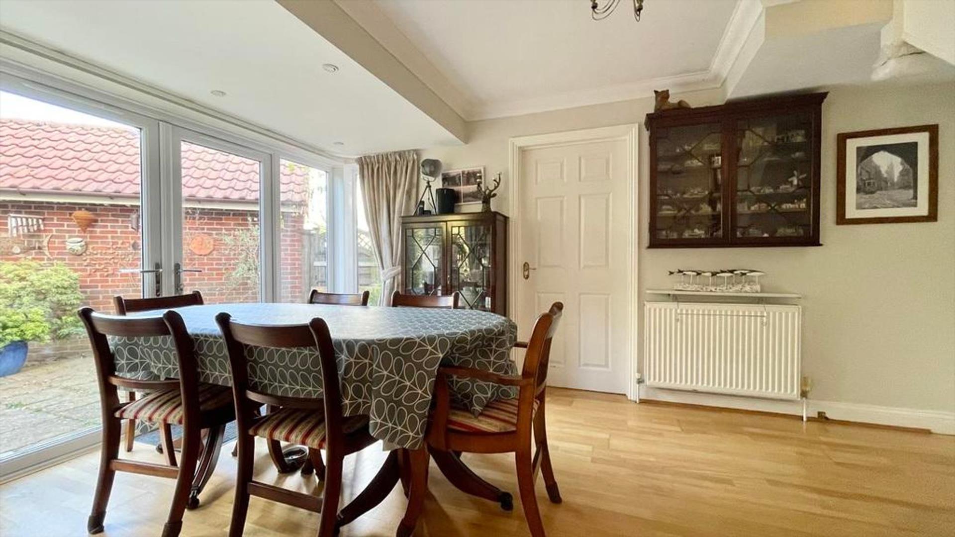 Property Image 6ee7fe0e-358f-4eb9-8e4f-035455d10b5c