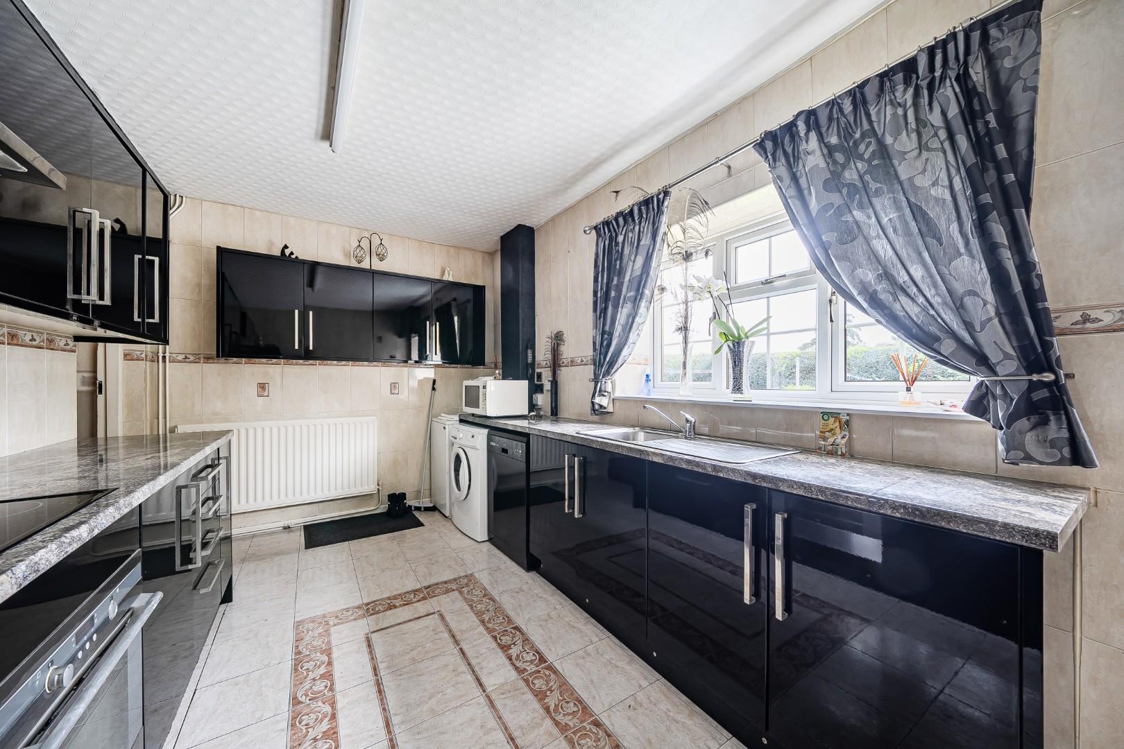 Property Image 6efc78b4-ef60-4c1c-b869-1b746997b3a5
