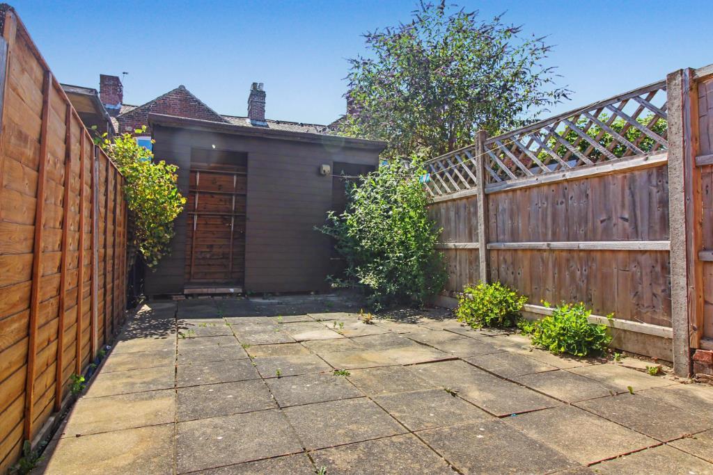 Property Image 6f025516-cf3c-455e-9f36-e1be48910040