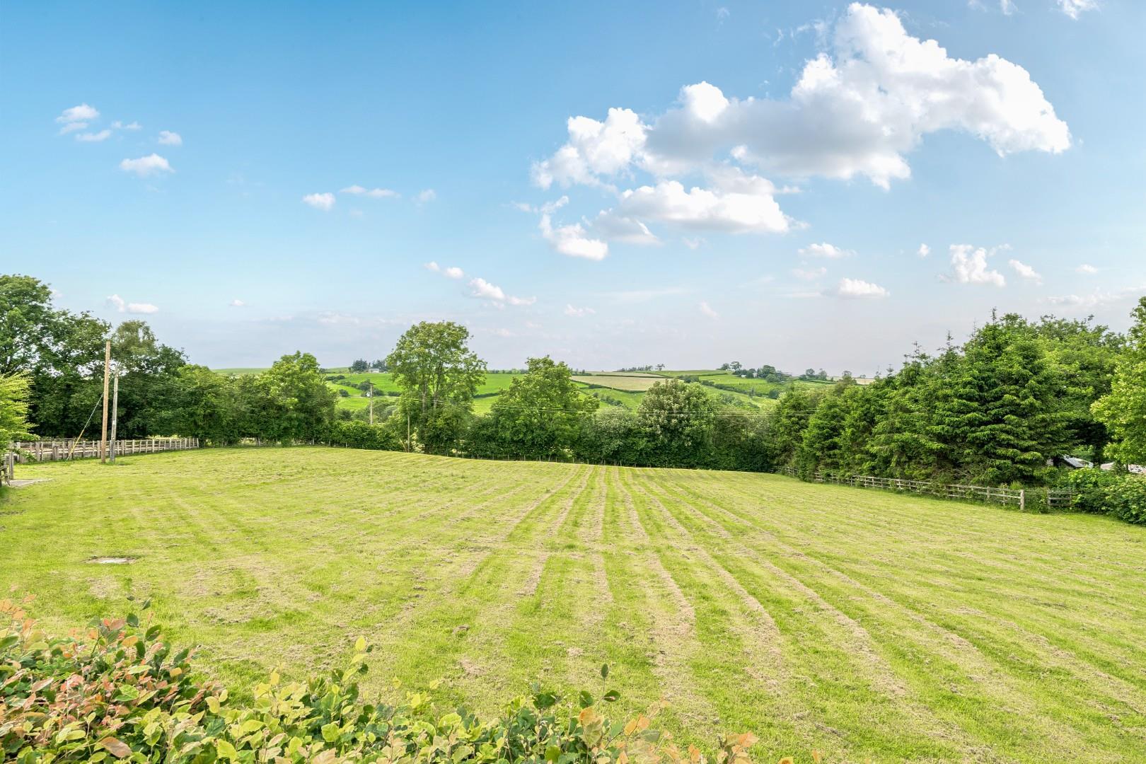 Property Image 6f0b076c-78c5-4697-b919-98ea638faf40