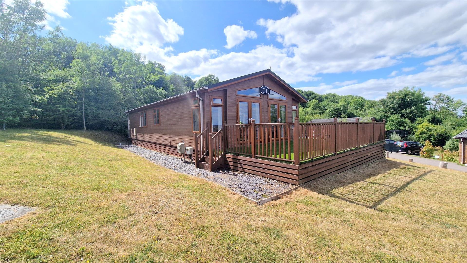 Property Image 6f0d39dd-dcc3-41e0-963a-6e4a52526f5c