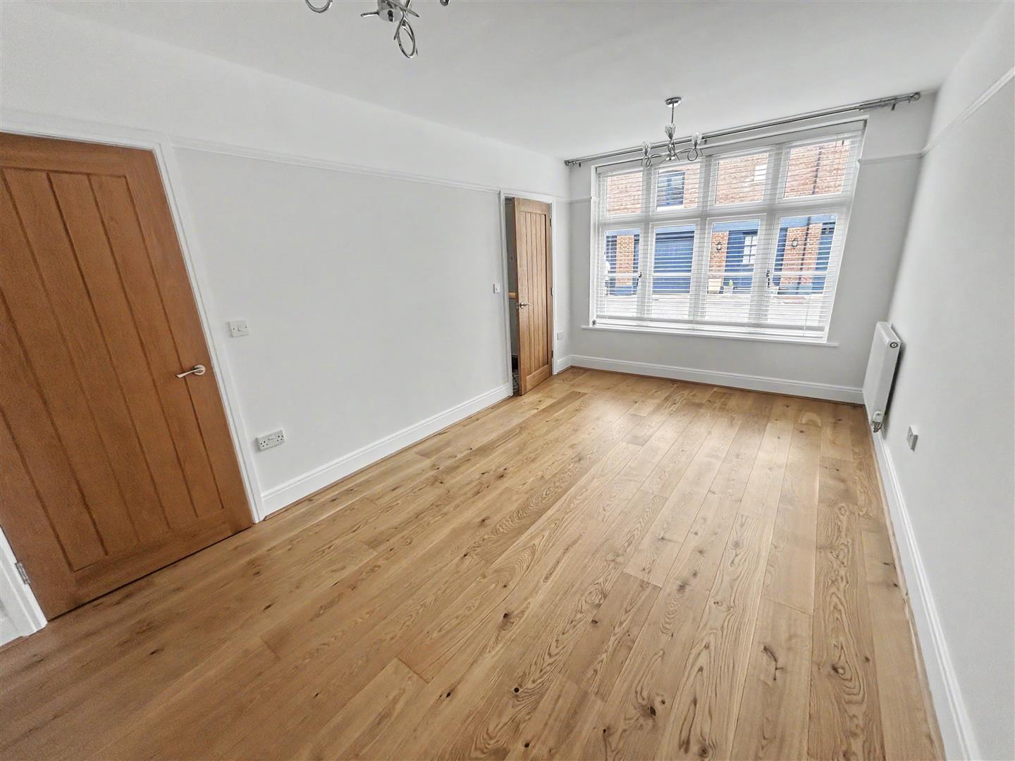 Property Image 6f211a45-0636-40ec-9380-3346222939cc