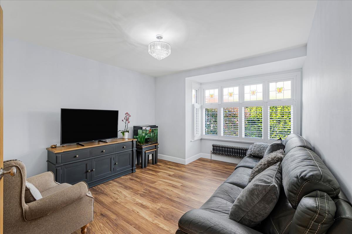 Property Image 6f213f94-ac0a-41ed-b6bf-e3acb42be546