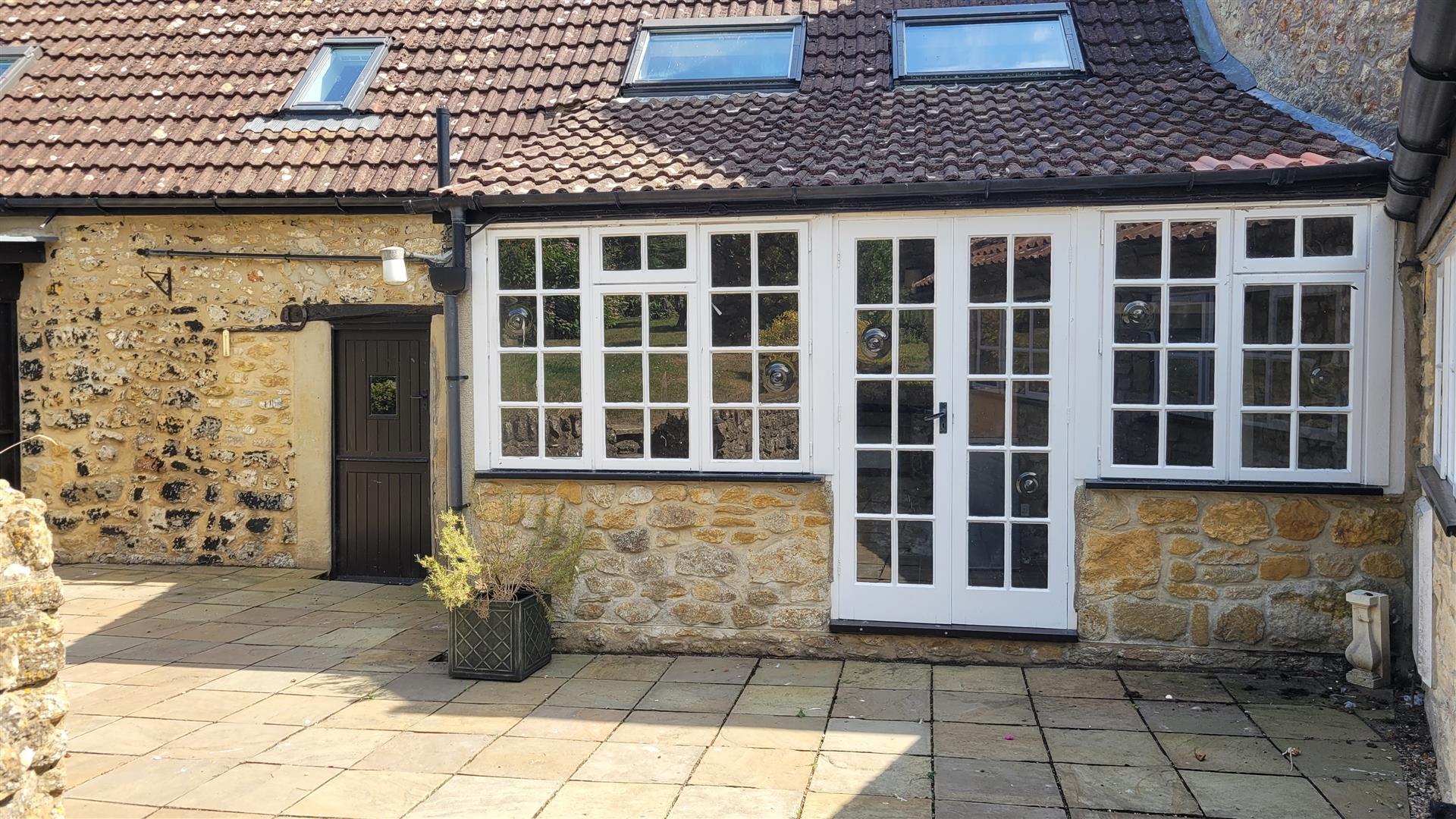 Property Image 6f2a6769-01c9-4e79-8c9a-e006b21c8c09