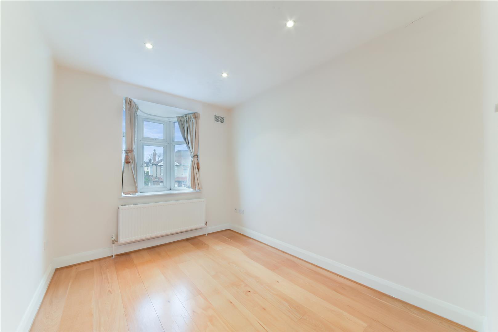 Property Image 6f319be8-b88a-449e-94ea-023912ce8c08