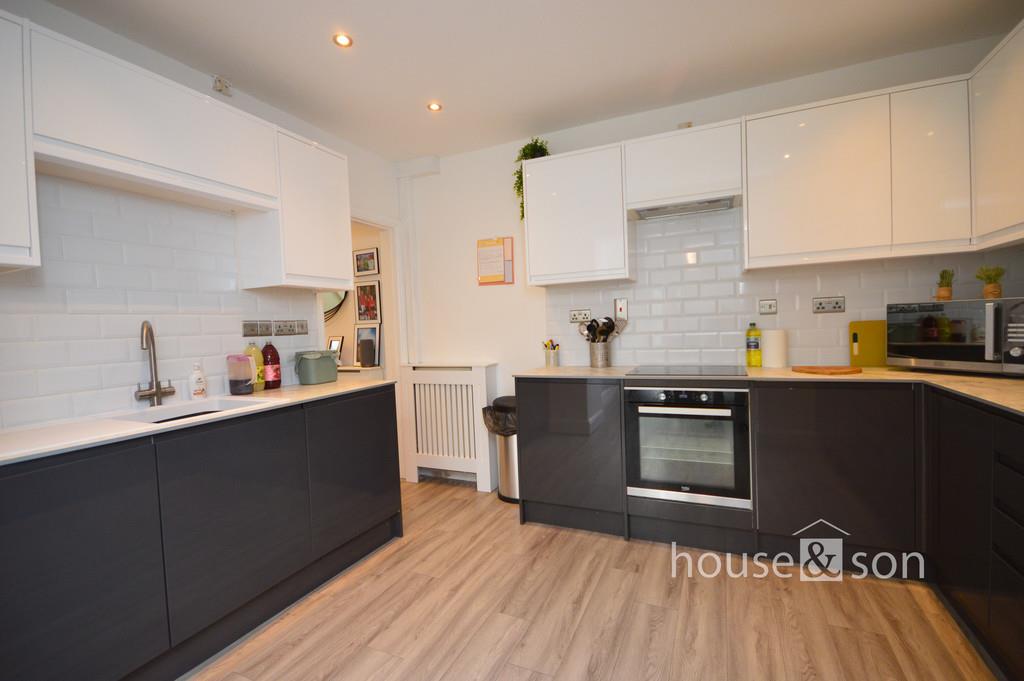 Property Image 6f43c897-f058-435a-8dda-a87cb773f843