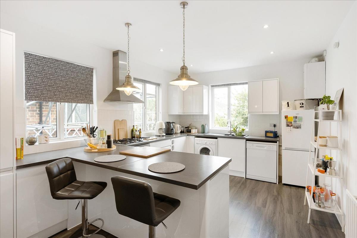 Property Image 6f49adb3-9c45-4698-9b78-2d5b34c1906e