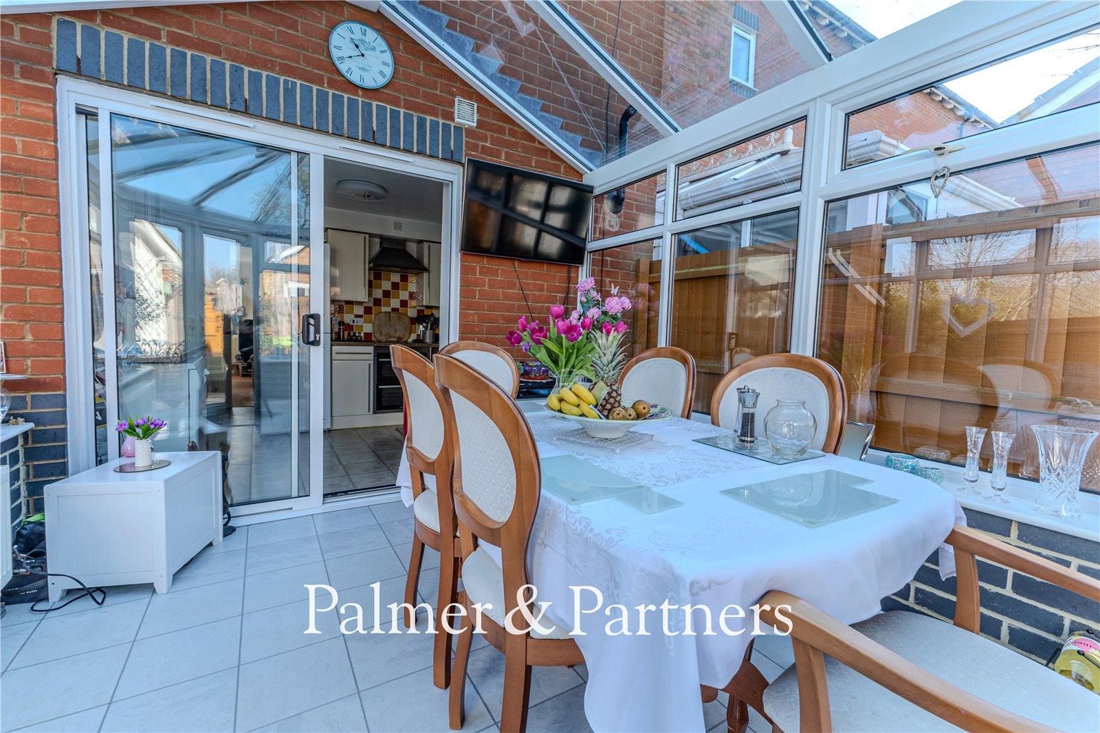 Property Image 6f55ddd5-4176-45c6-8e7c-c3812ffec28d