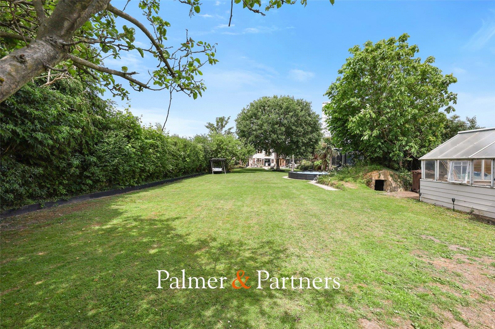 Property Image 6f7a1cc4-0c0c-442d-bdd9-d421b71d051c