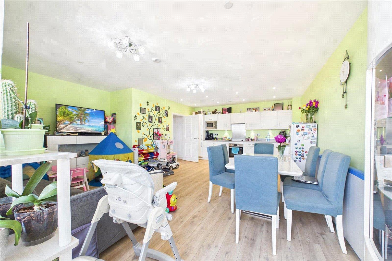Property Image 6f887bb6-fe5e-4d81-a23c-694acc816339