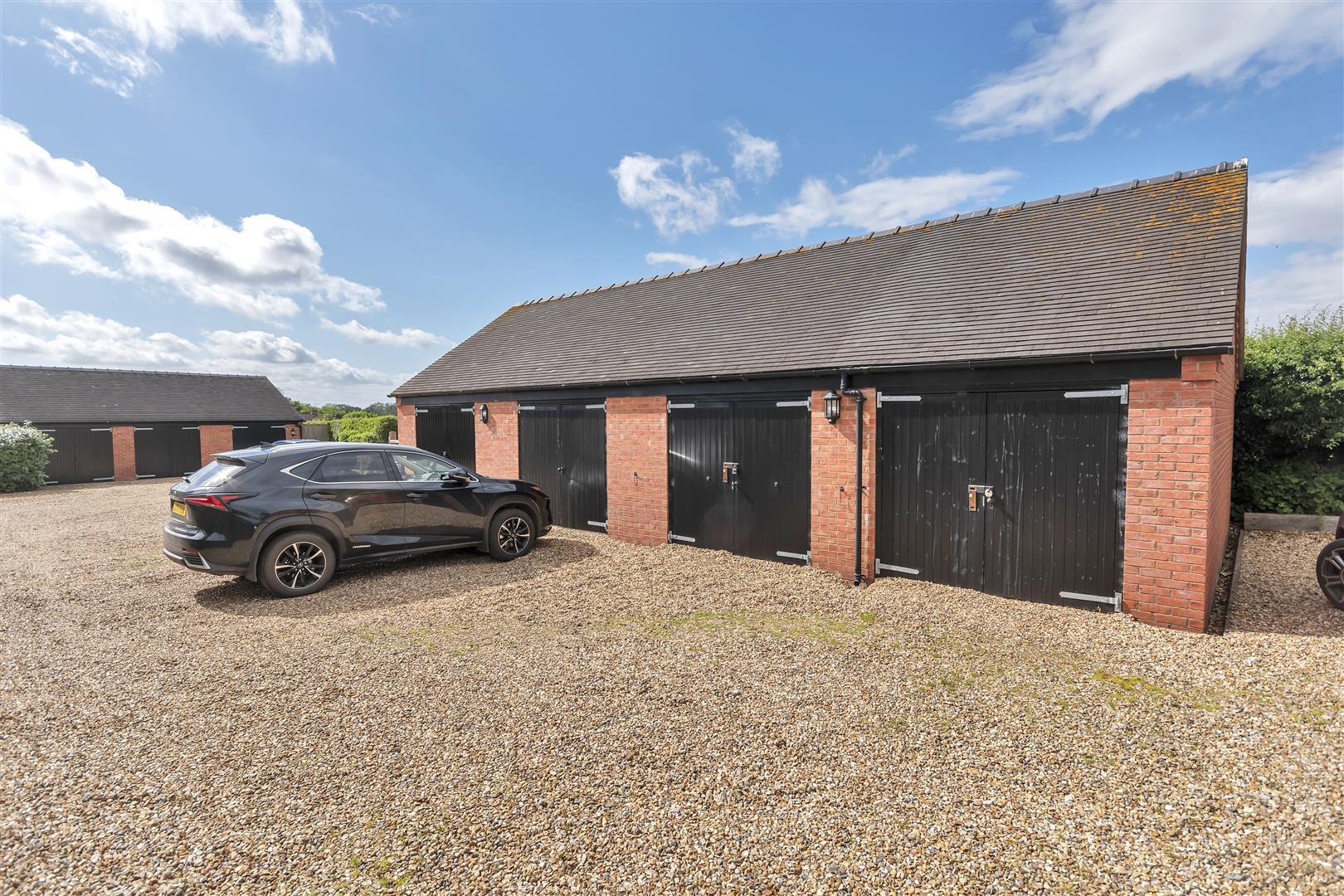Property Image 6f8d42ff-3c5b-4b32-a85a-ffce9ca4a58f