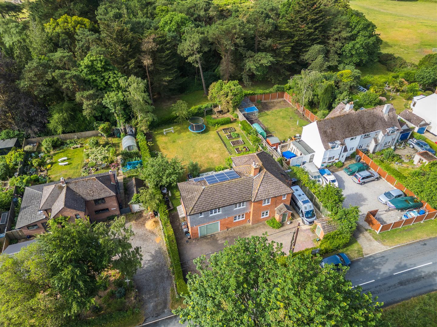 Property Image 6f904135-085e-416f-b3a8-16bbf87fb4cc
