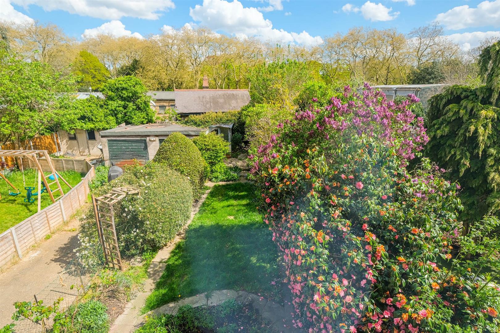 Property Image 6f9a3a96-1116-4d86-ae24-0d56df6650fd