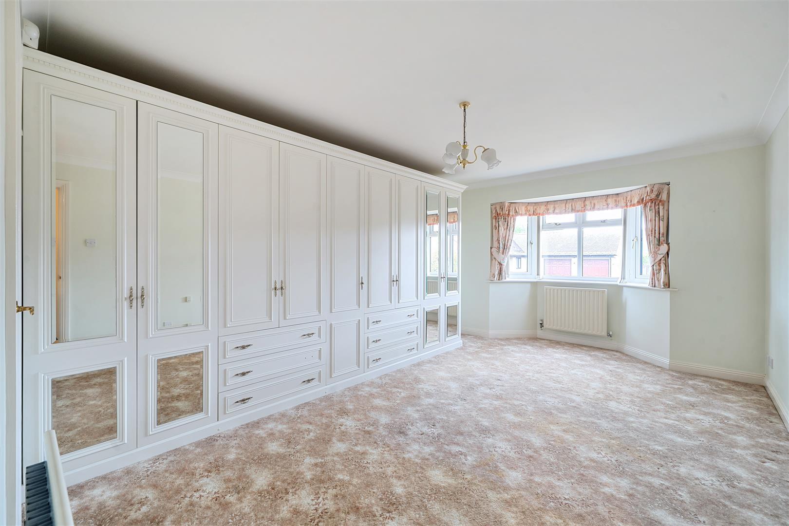 Property Image 6f9d54aa-d52e-4851-9ed3-9f2a077e0106