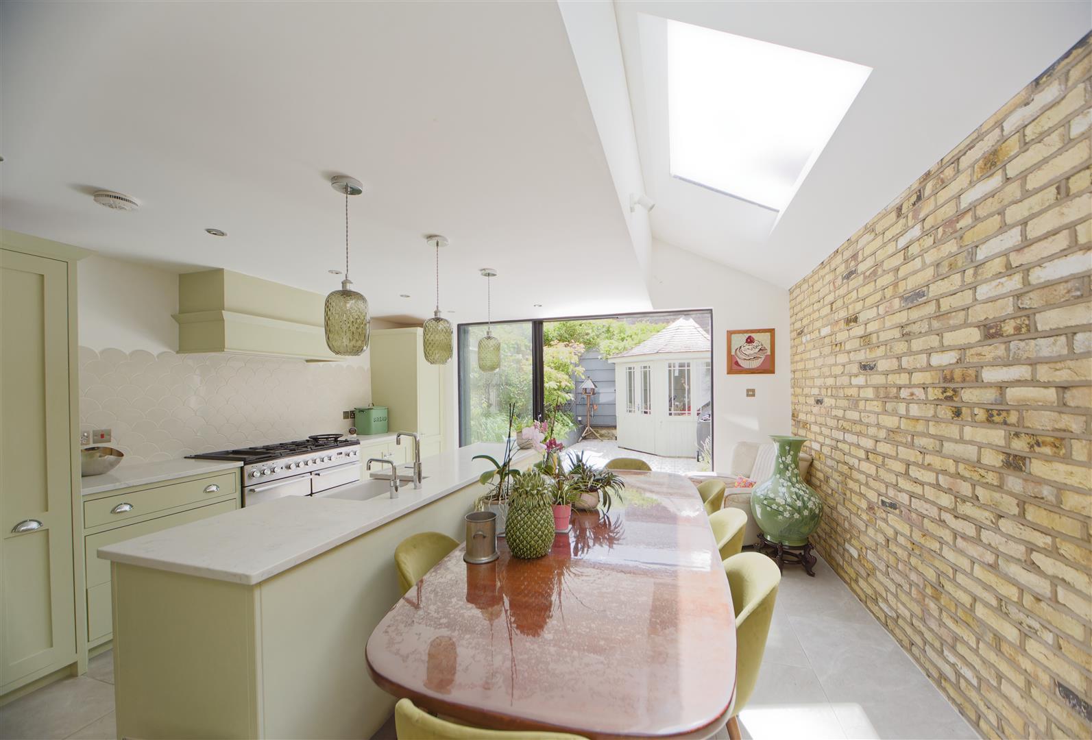 Property Image 6fad06fe-c1bd-4841-b2c2-f8b104ed4ec6