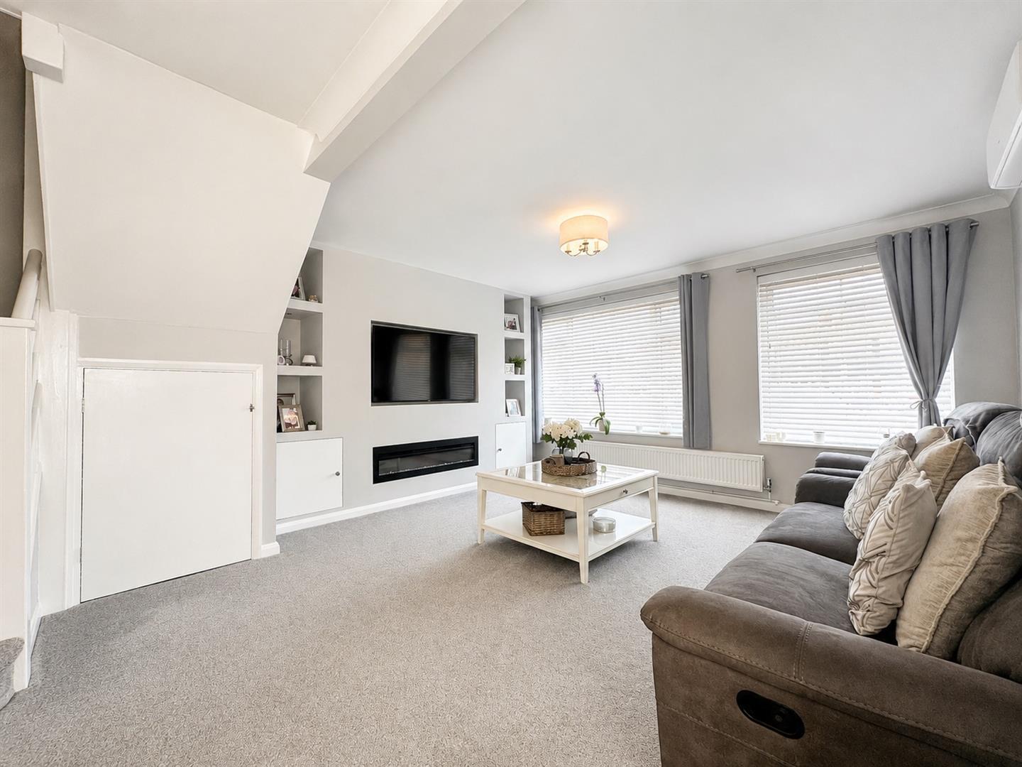 Property Image 6faf9b1d-a6ea-4a12-8f05-68728135f4ff