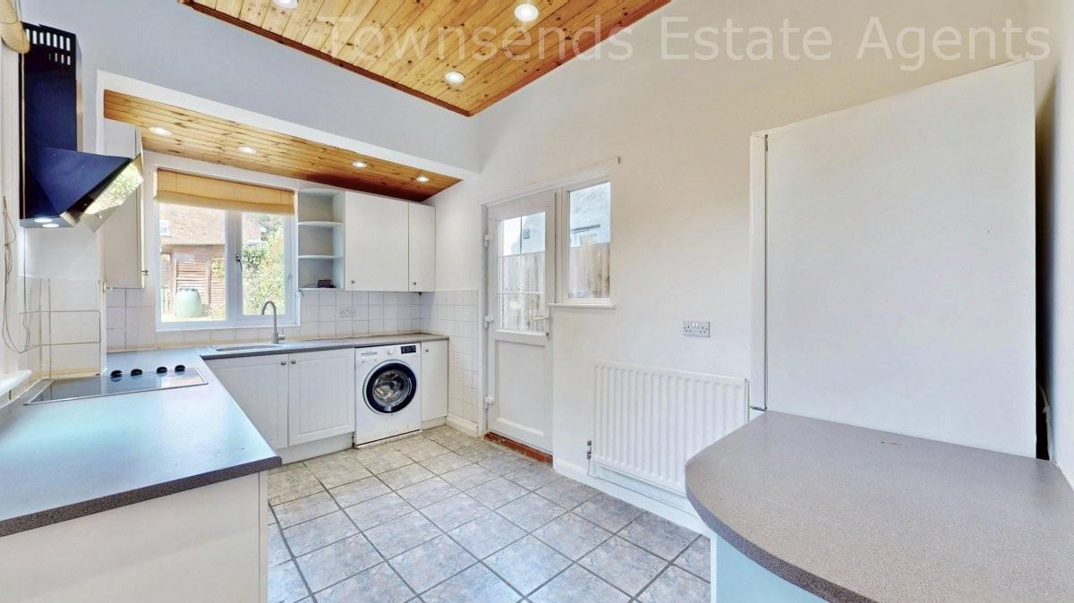 Property Image 6fb78456-4d9f-4ce7-8528-2cff9ffea005