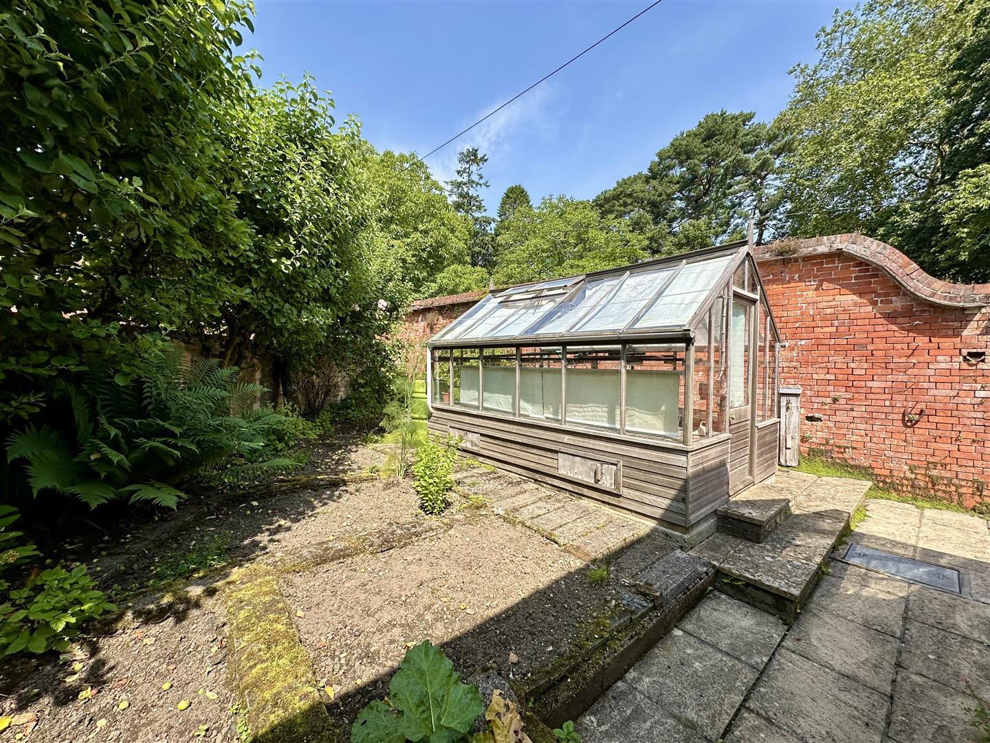 Property Image 6fce4f95-f50c-4ba5-a565-7e5a8abe3203