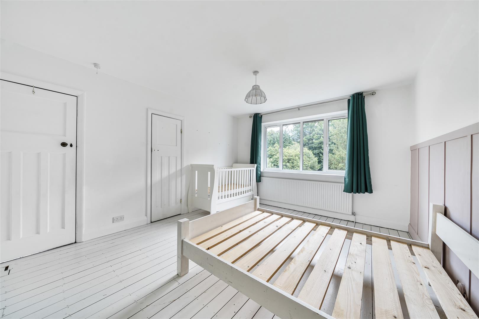 Property Image 6fd597bb-fd67-4988-9f6a-2e7324aade24
