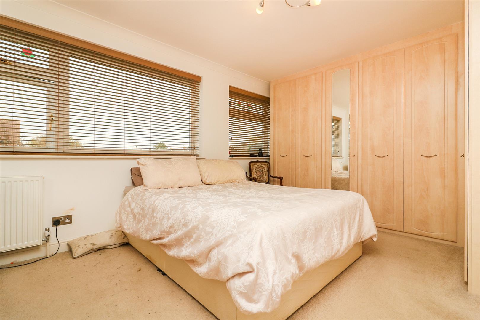 Property Image 6fdb832a-42f7-47ed-9e7d-be7da54d0189