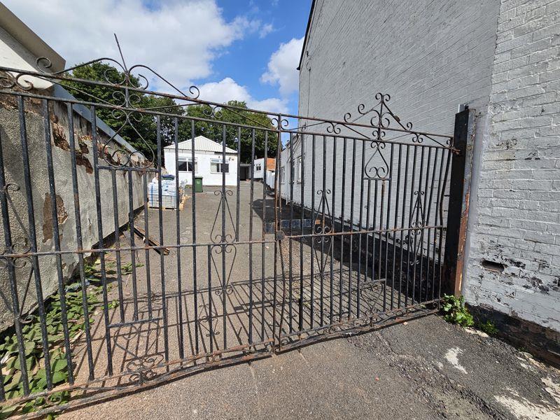 Property Image 6fde73f2-7bc0-4aed-ac1f-74afcc46eccf