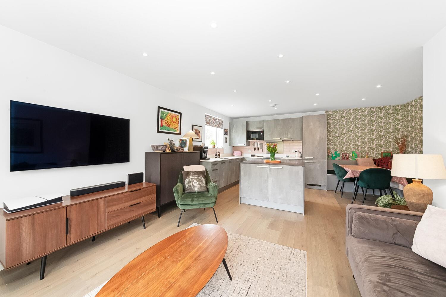 Property Image 6fe05748-7b7e-4552-b7e8-b89c45bb2bbf