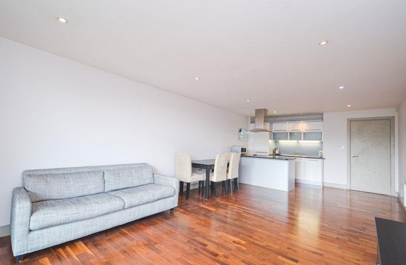 Property Image 6fe616ca-5ba5-4673-be44-81df5b18c1f3