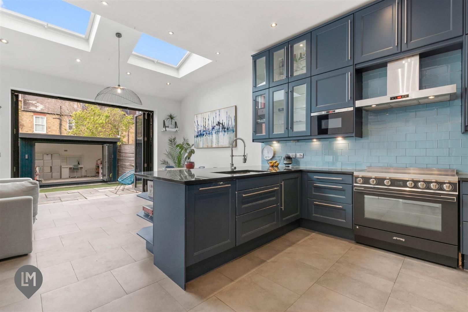 Property Image 6fef658e-f74a-44bf-b59d-e6de30d7bb44