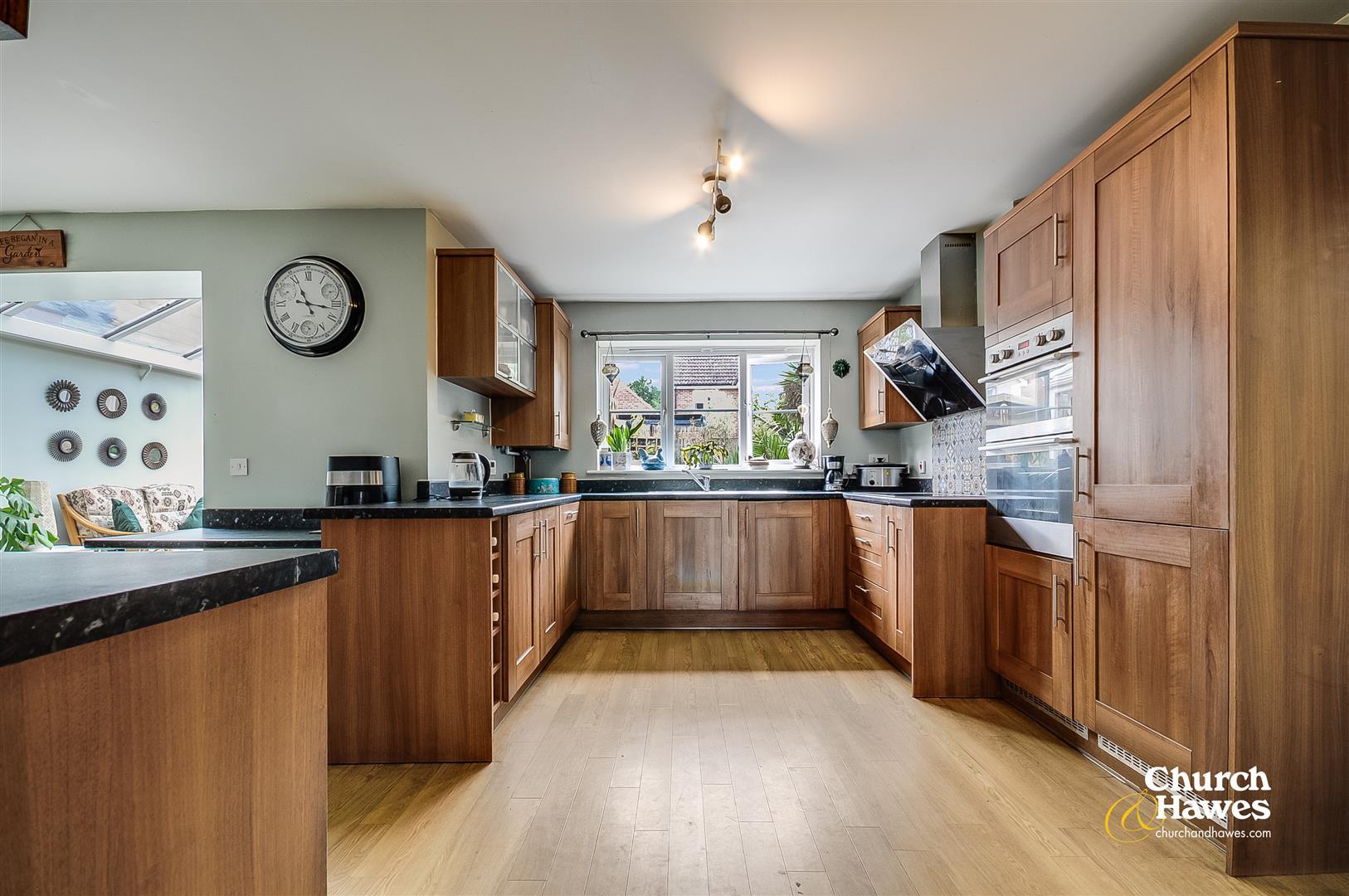 Property Image 700b3fdd-dc56-4fd7-8035-a58728187561