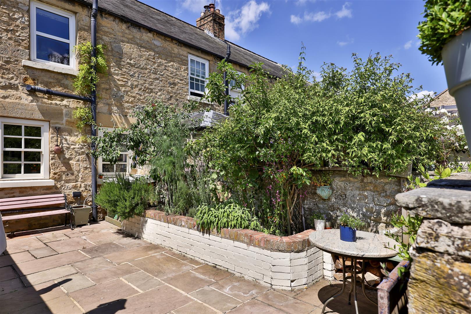 Property Image 700db7b5-0e56-4eb3-9b7a-6f76042d62bf