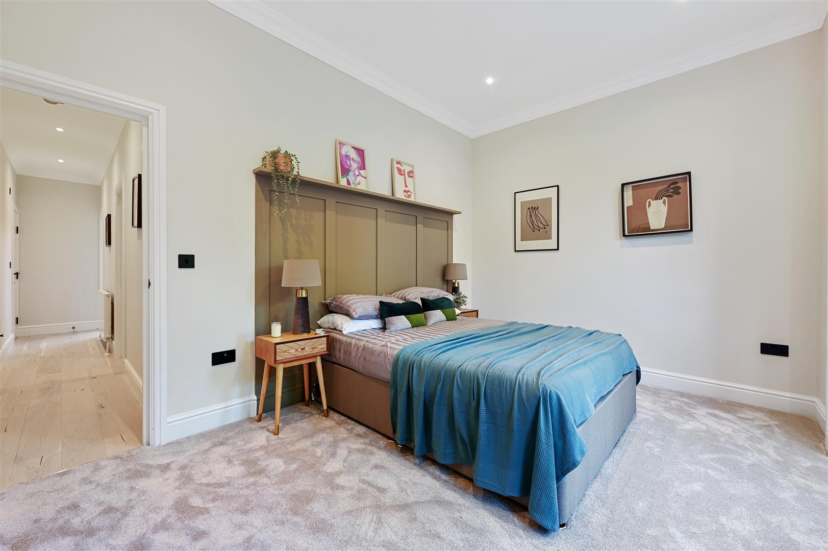 Property Image 70153216-d942-4159-bc7e-fa0ef355c7b4