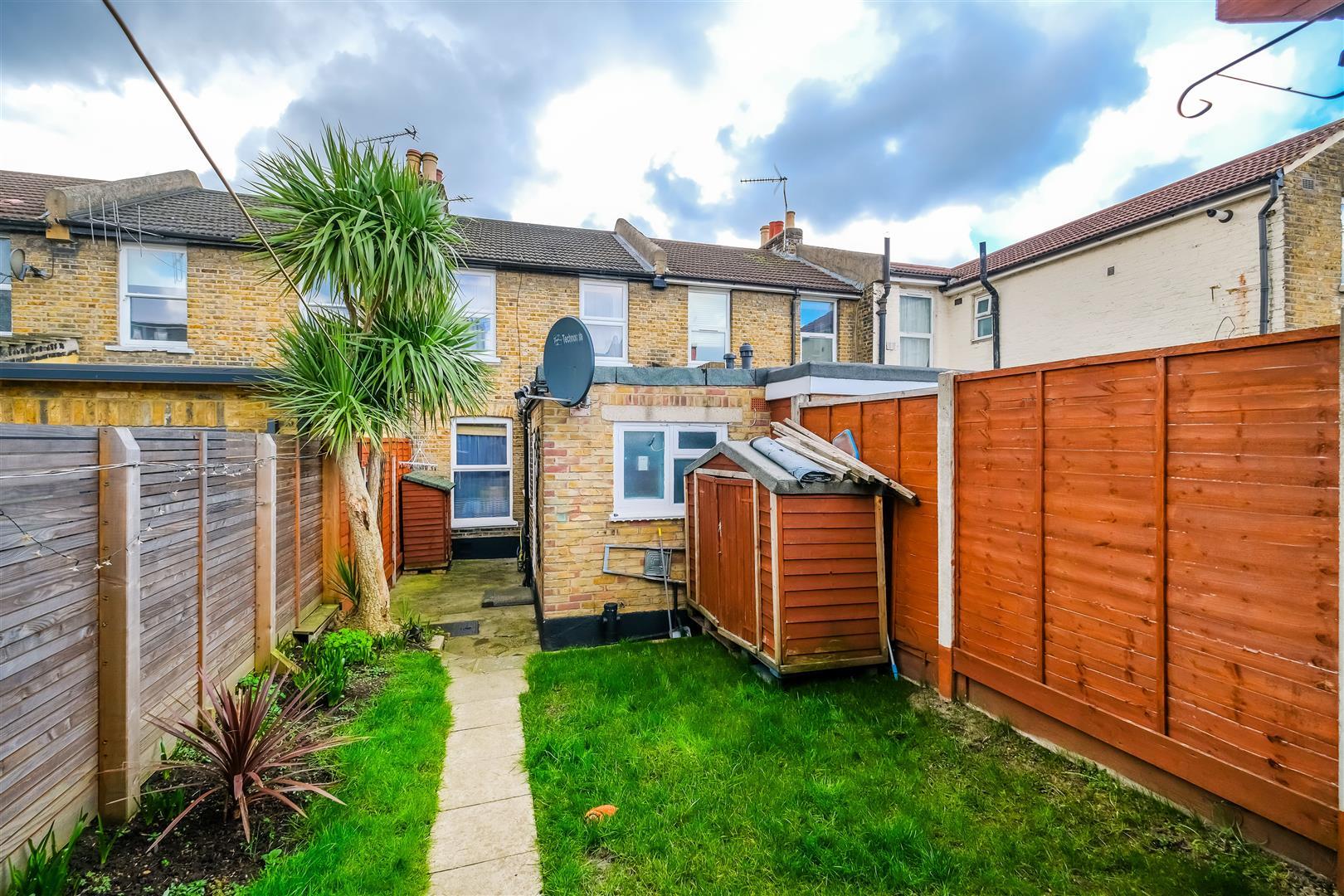 Property Image 70158ba8-2f8f-4e05-a235-4ab99966d9ed